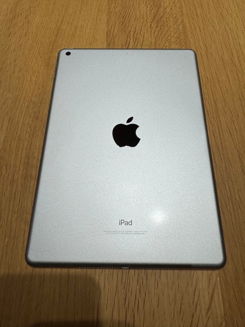 【中古】iPad 第6世代 Wi-Fiモデル 128GB シルバー