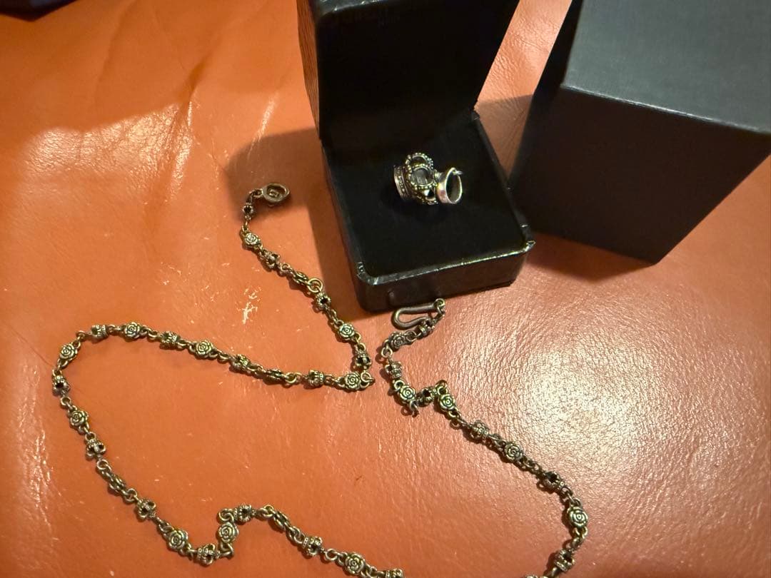 ジャスティンデイビス　ROSE&CROWN 50センチ　クラウンチャーム