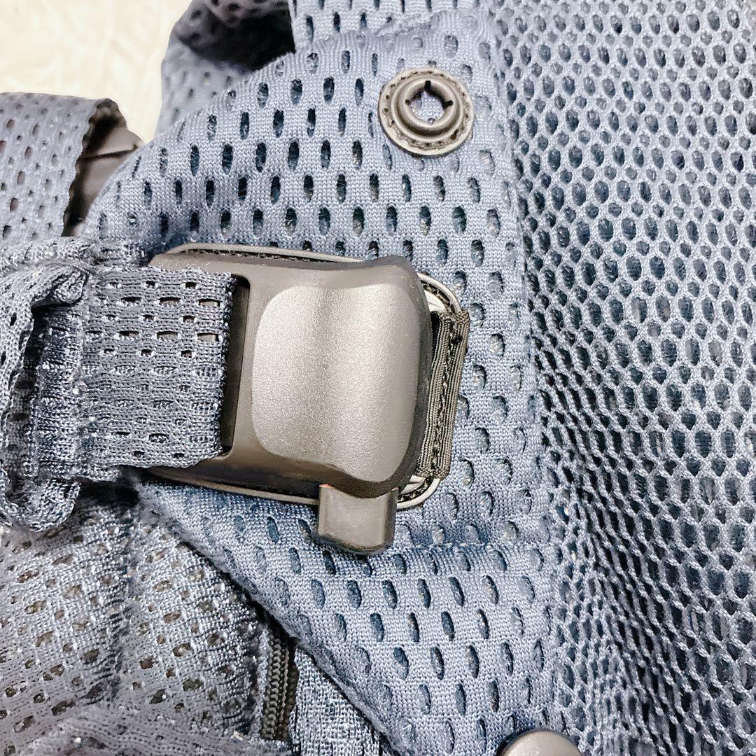 極美品 ベビービョルン 抱っこ紐 ハーモニー Harmony ネイビー