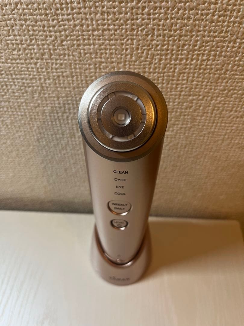 ヤーマン　YA-MAN 美顔器　フォトプラスシャイニー ローズゴールド