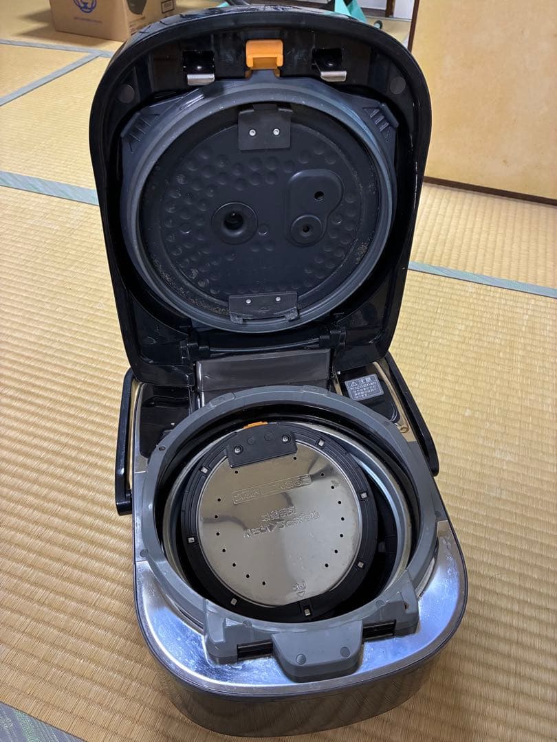 象印 NP-WU10 多機能炊飯器 取扱説明書付き