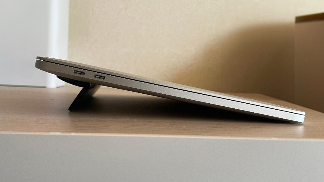 【新品同様】Apple MacBook Pro 13インチ【2019年モデル】