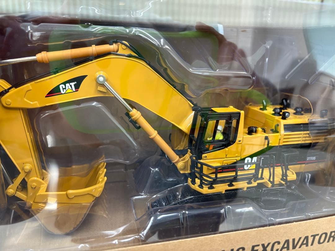 CAT 5110B 油圧ショベルHYDRAULIC EXCAVATOR 模型