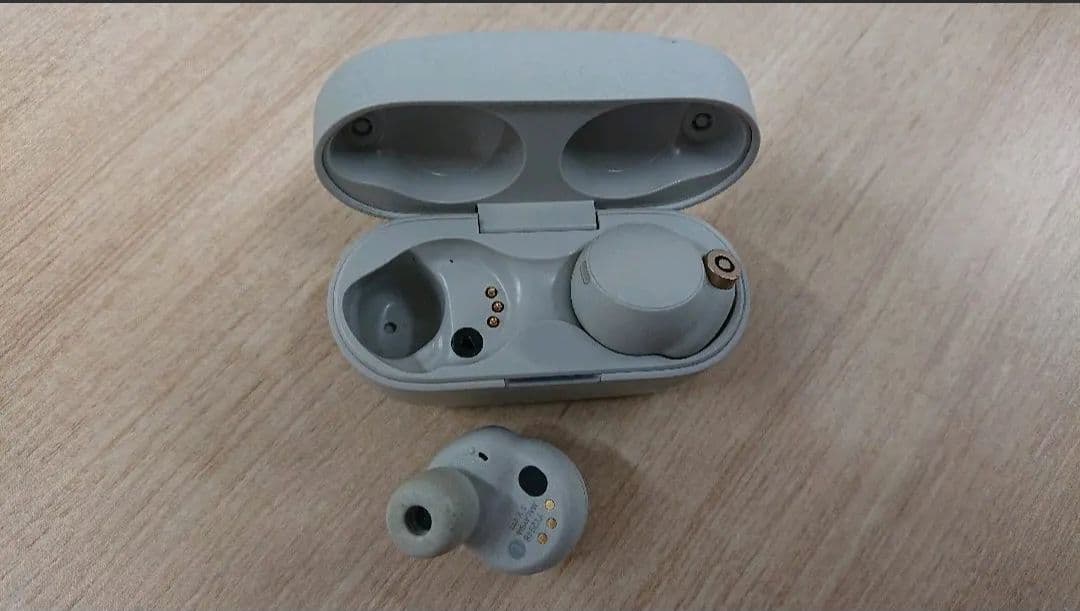 SONY ワイヤレスノイズキャンセリングステレオヘッドWF-1000XM4