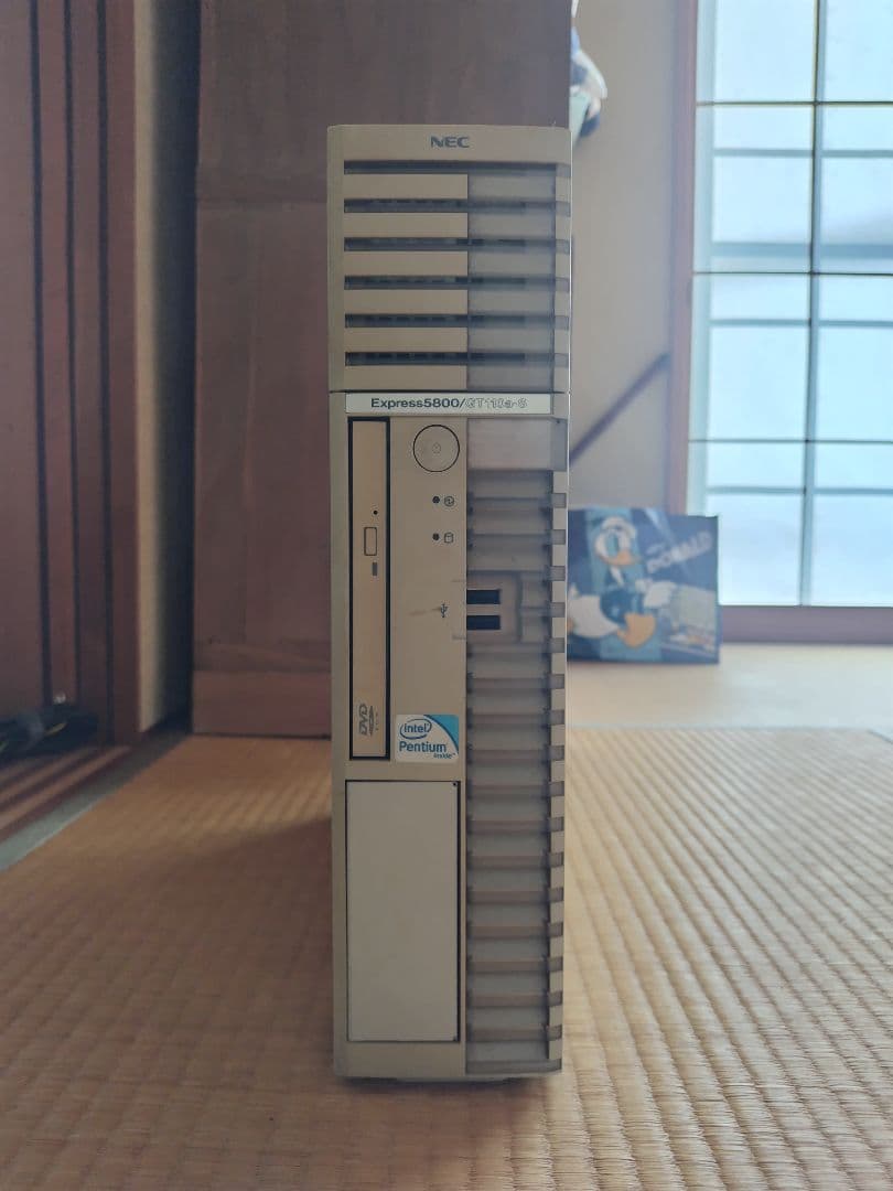 NEC Express5800/GT110a-S 本体 サーバー　ジャンク扱いで