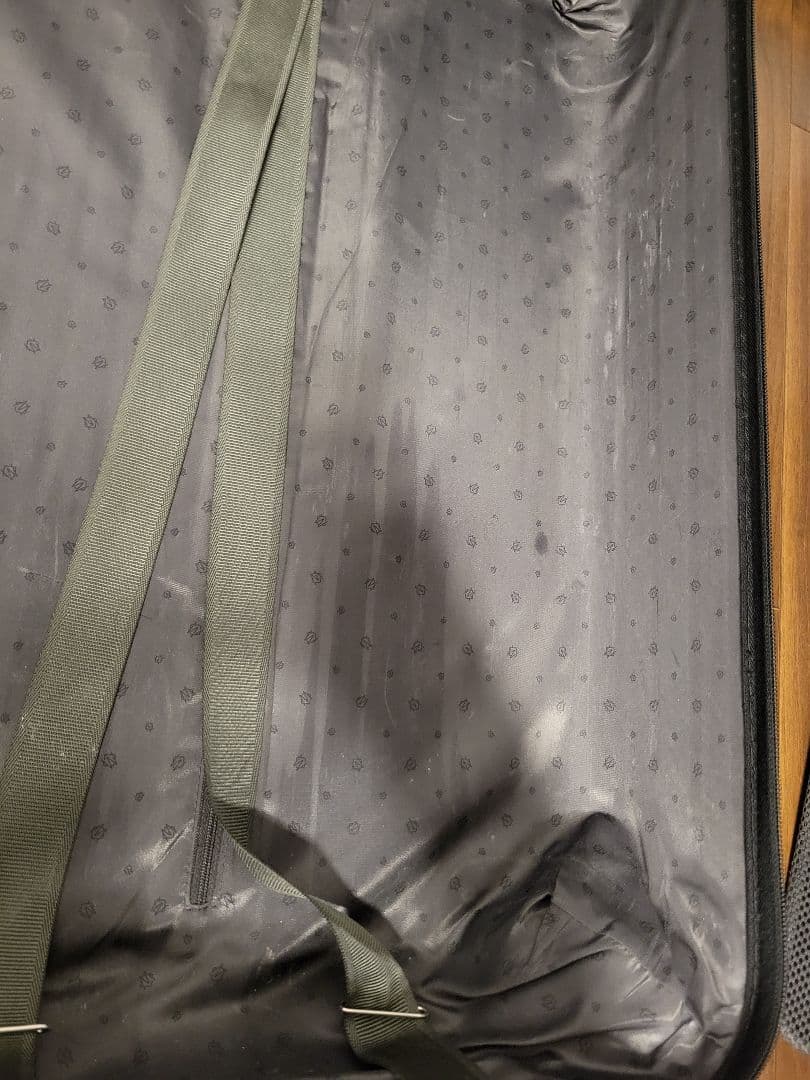 RIMOWA EssentialチェックインM　値下げ予定無し