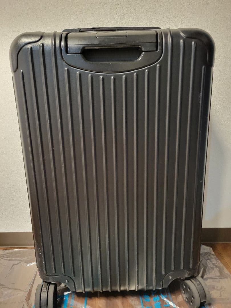 RIMOWA EssentialチェックインM　値下げ予定無し
