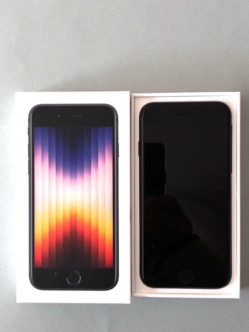 iPhone SE 第3世代 64GB 箱付き