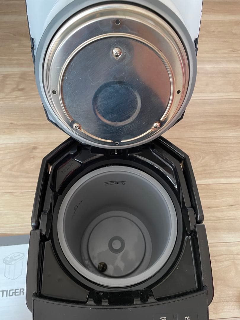 TIGER 電気ポット ブラック　とく子さん　PIM-G300K