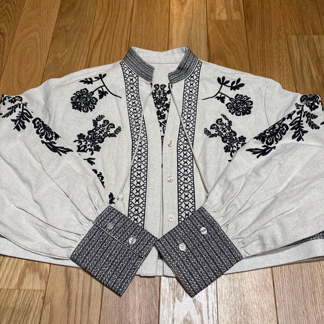 ⭐︎値下げ不可 アメリヴィンテージ FLOWER EMBROIDERY SHIRT