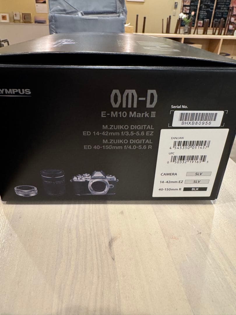 【最終価格】OLYMPUS OM-D E-M10 MarkⅢ ズームキット
