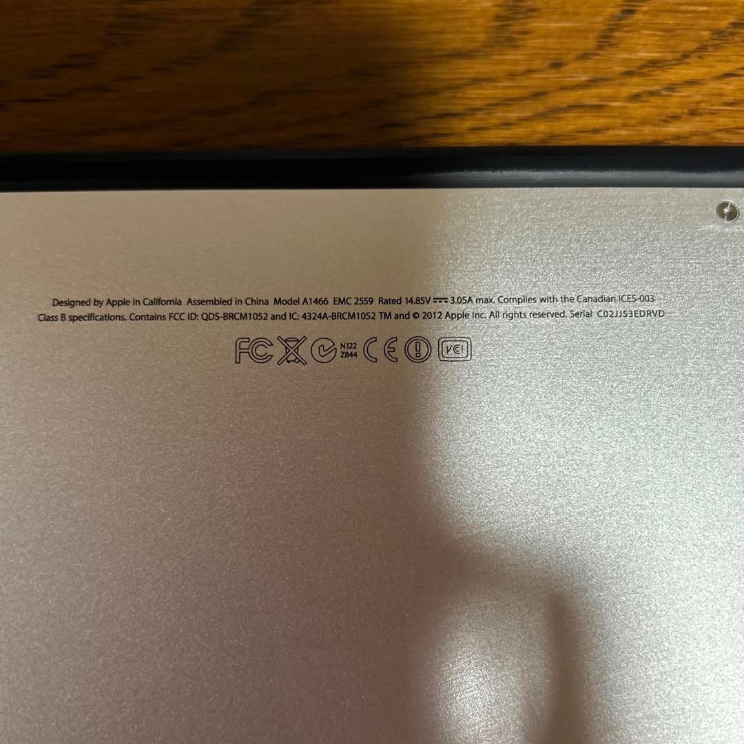 MacBook Air (13-inch, Mid 2012) 本体