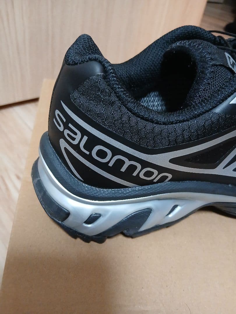 チョコ　Salomon XT-6 GTX ブラック/シルバー