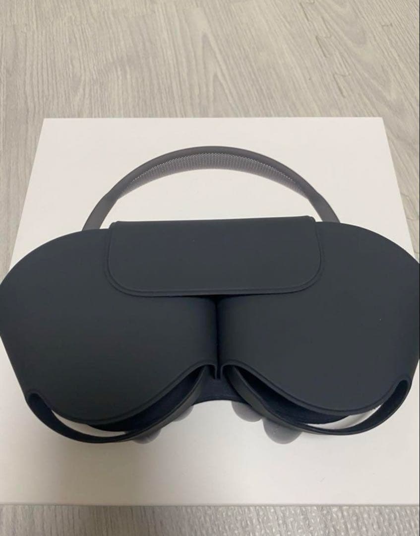 Apple AirPodsMax ハードケース付