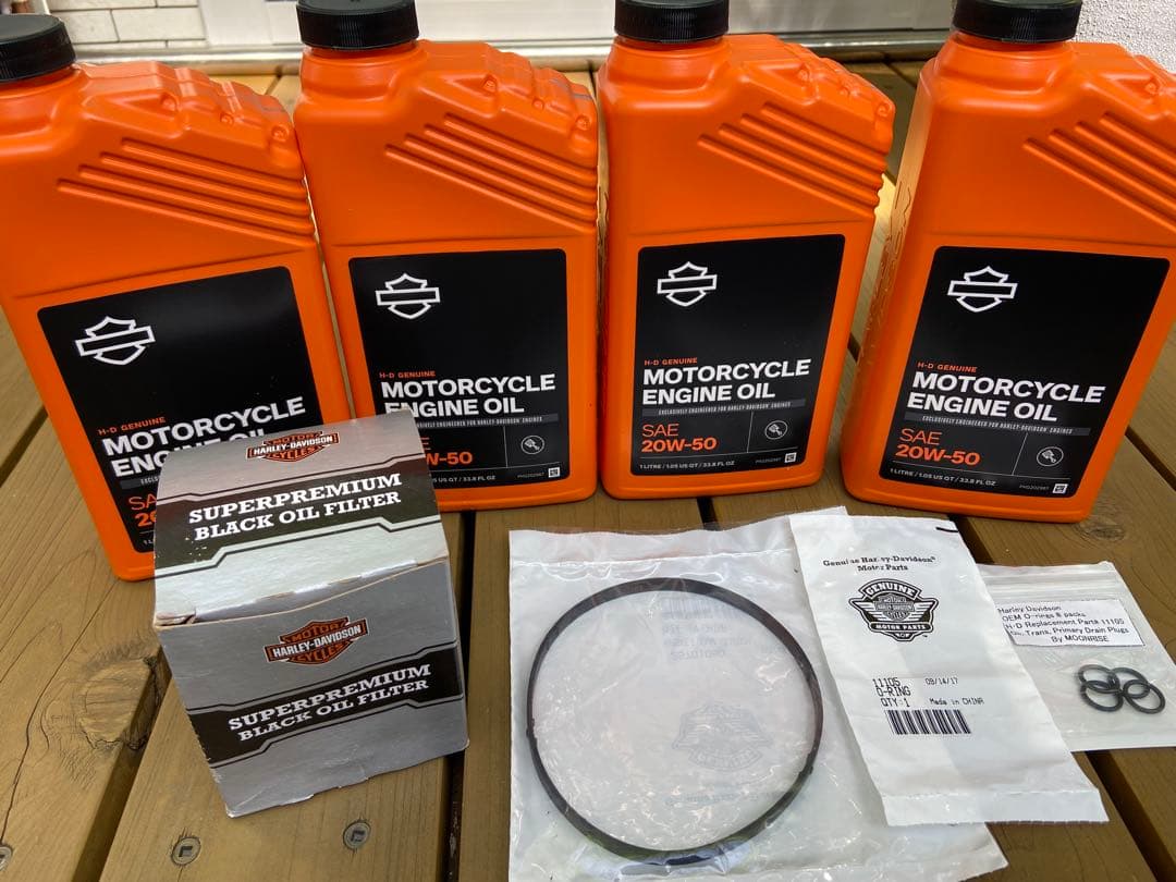 限界値引き！ハーレー純正オイル20W-50(4本)オイルフィルター、ガスケット付