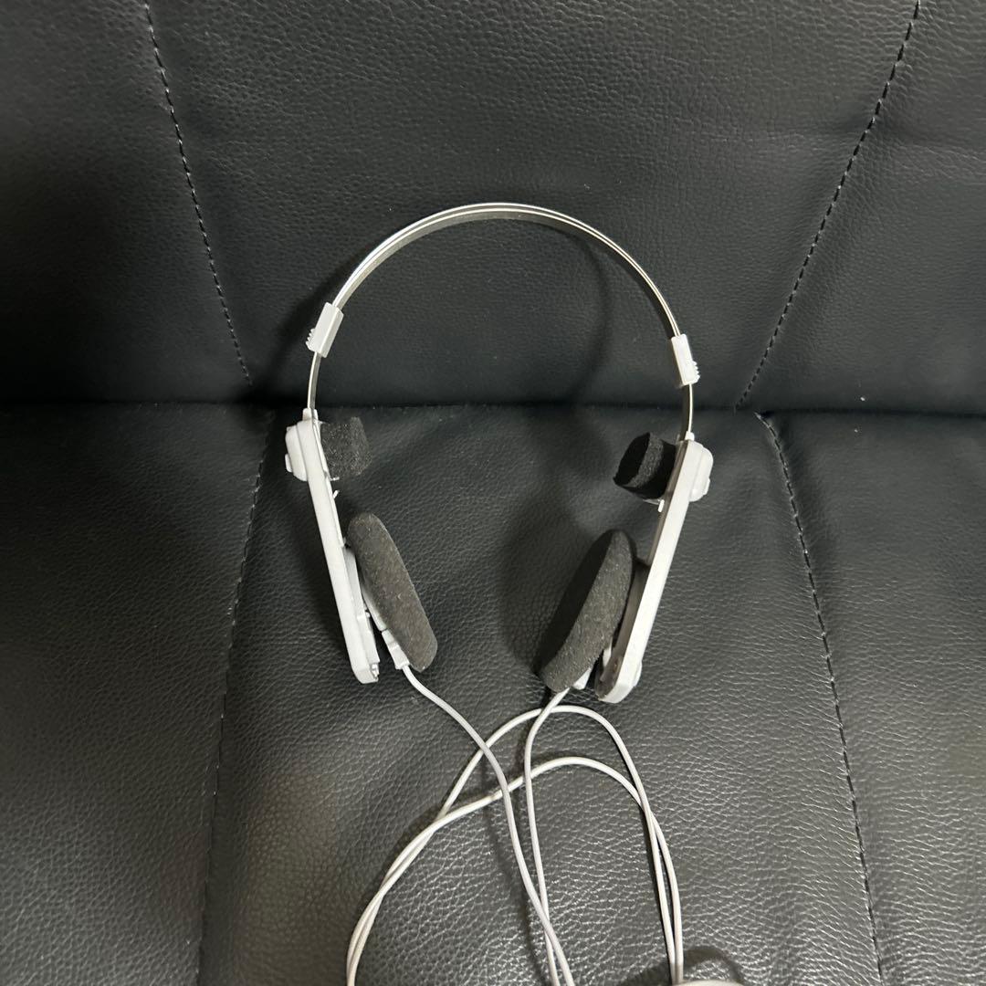 Supreme KOSS 有線ヘッドホン