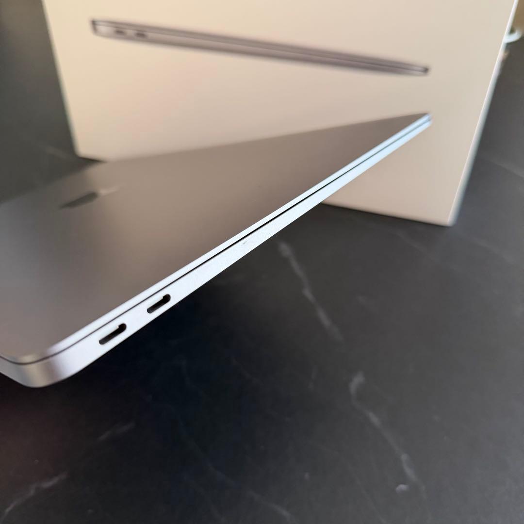 美品　M1 MacBookAir 8GB 256GB MacBook 13インチ