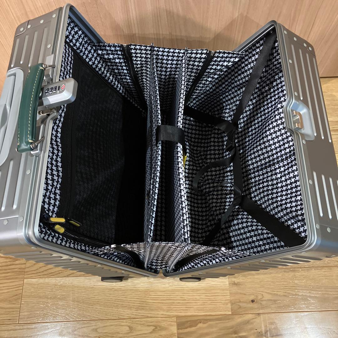 スーツケース　innovator