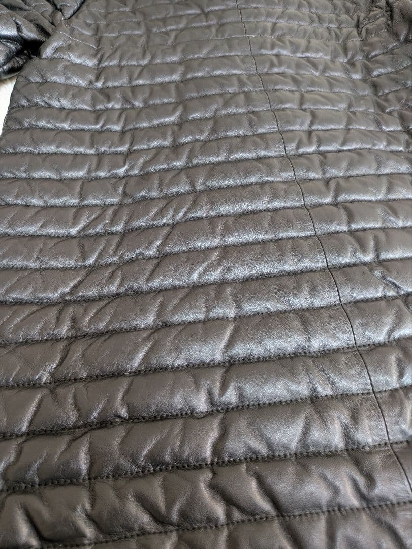 定価20万円　アドーア　OLIVIERIコラボ　レザーダウンコート