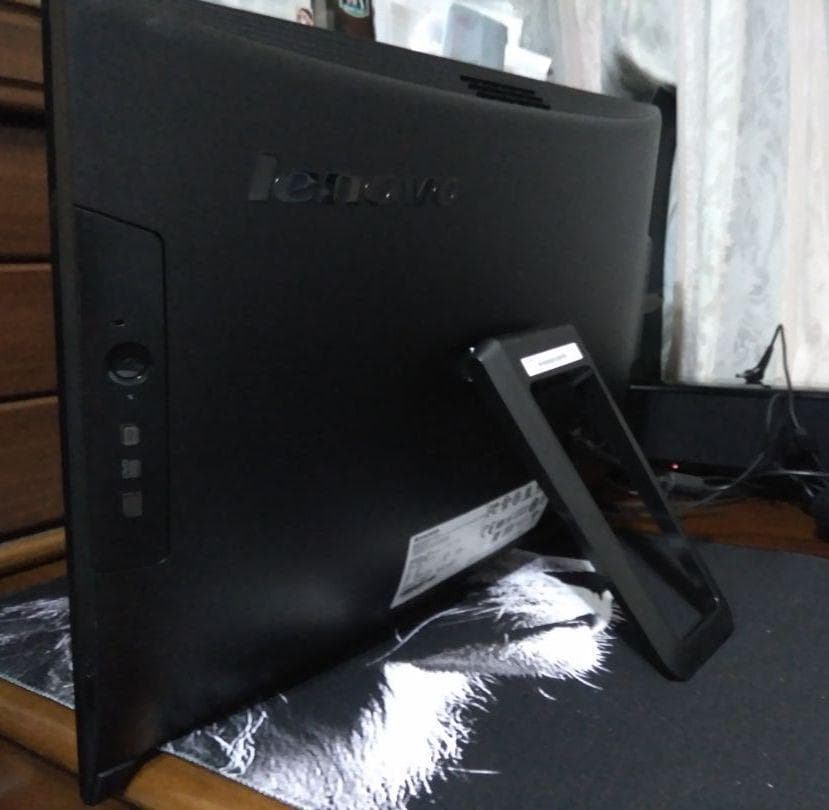 Lenovo C260   一体型パソコン