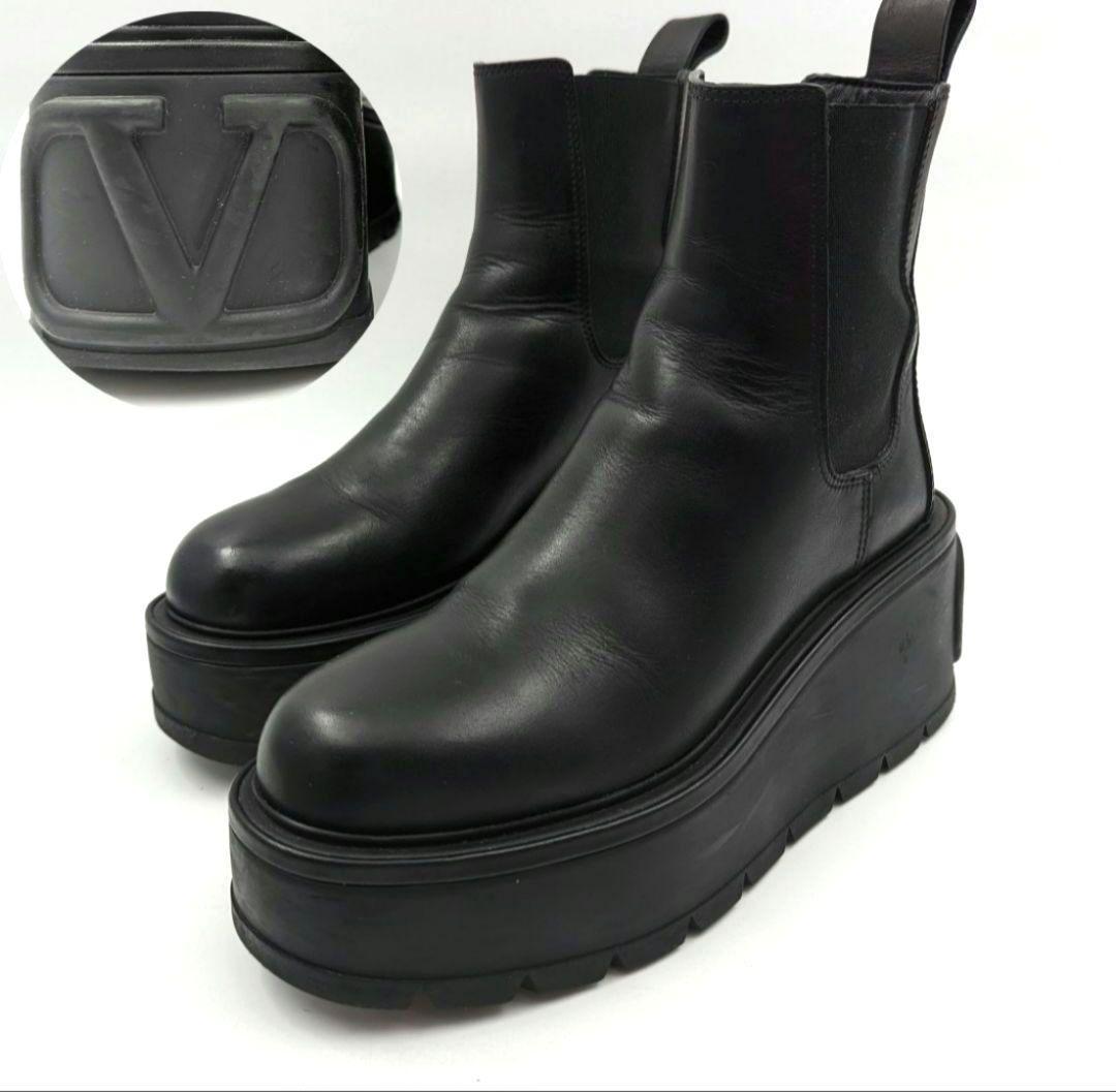 VALENTINO 厚底 サイドゴアブーツ ユニークフォーム Vロゴ