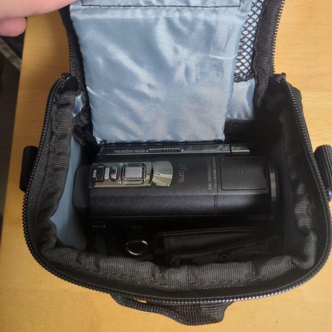 Sony HDR-PJ590V ハンディカム +バッグ+SDカード（週末価格中）