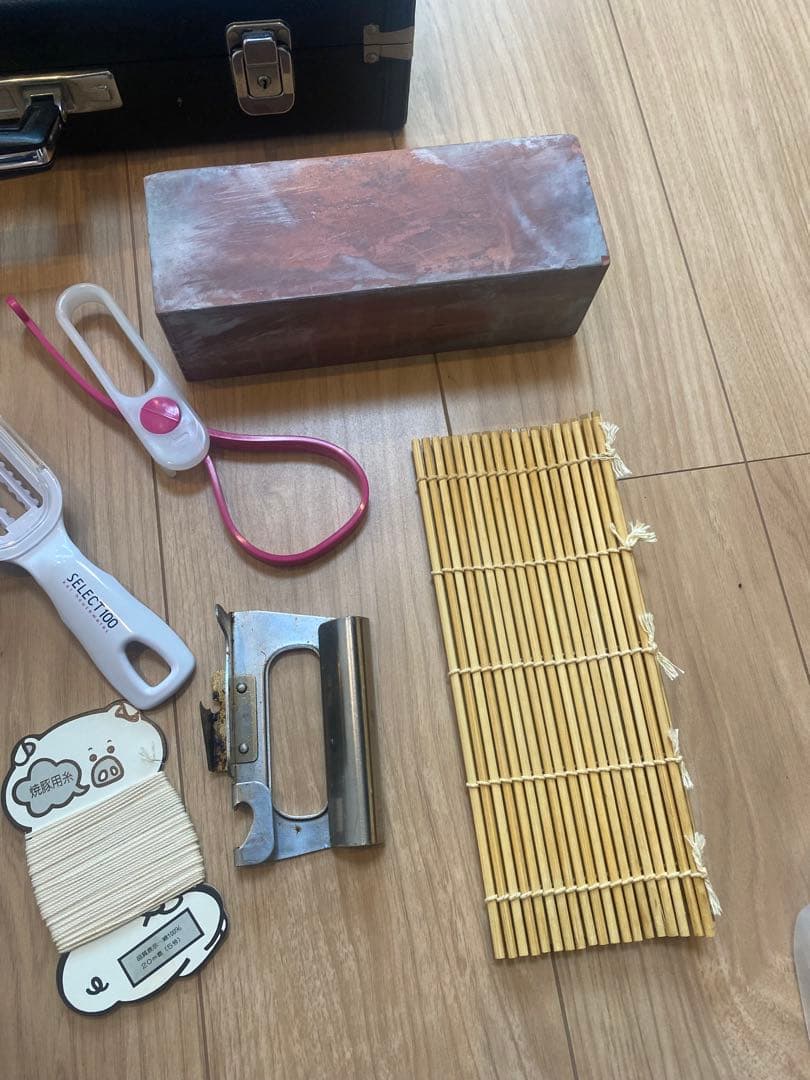 うみ58。包丁セット　ケース付き