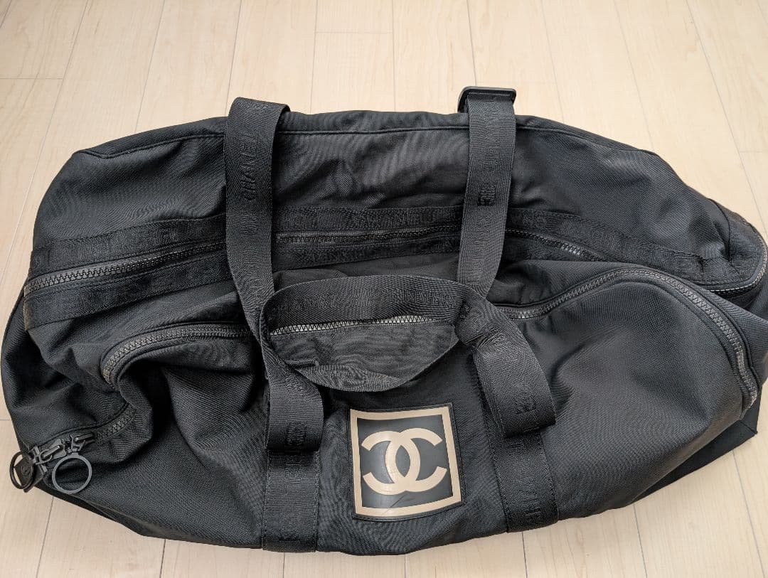 CHANEL ブラック ボストンバッグ　スポーツライン