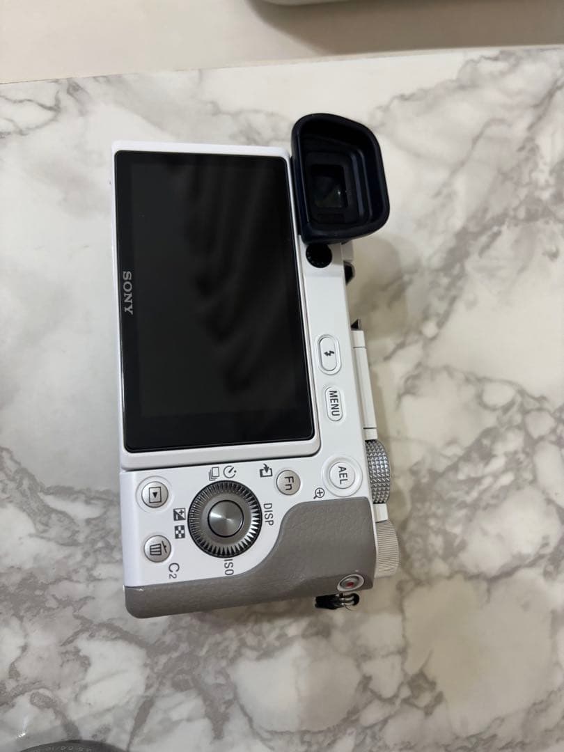 Sony α6100 ダブルズームレンズキット