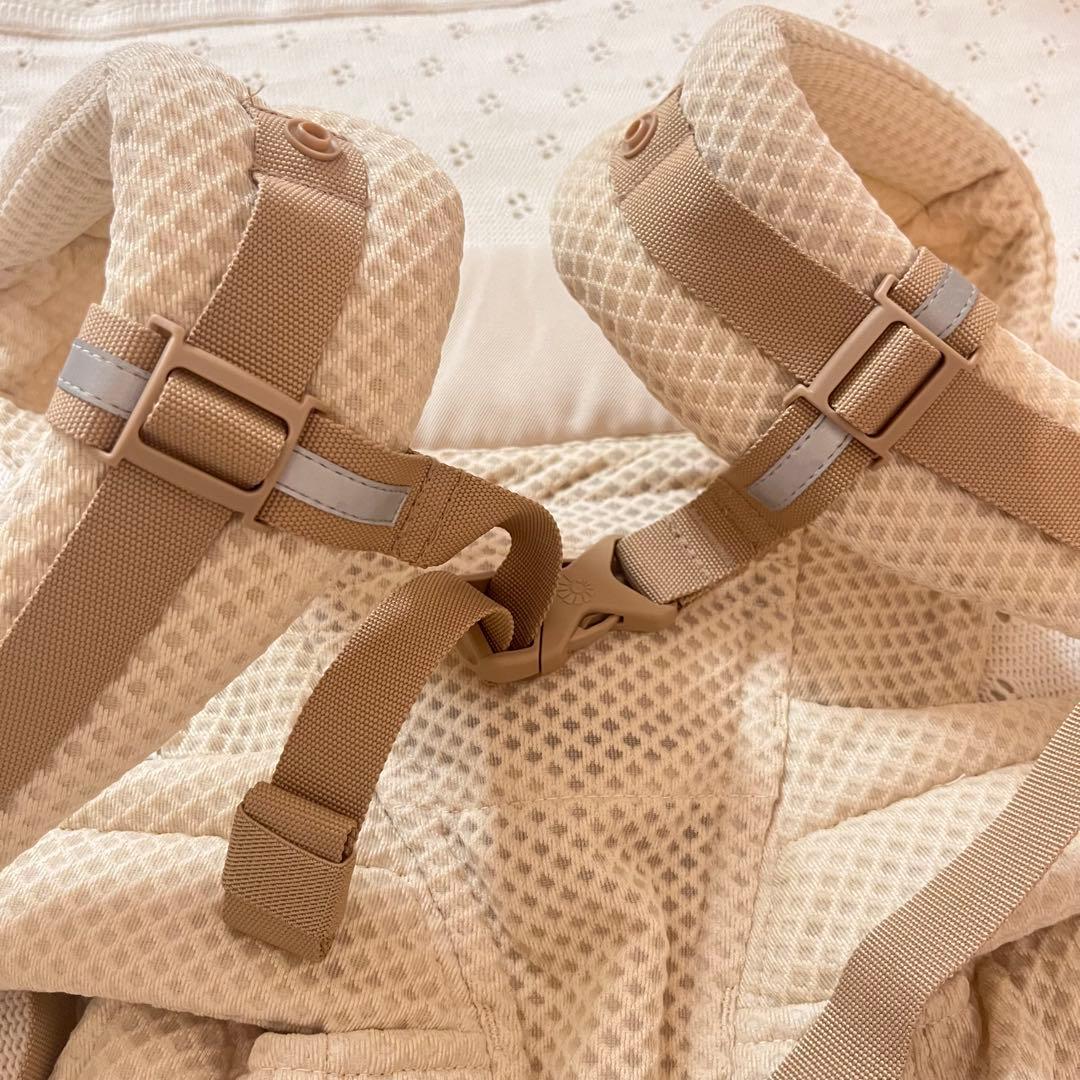 エルゴベビー オムニブリーズ　ナチュラルベージュ