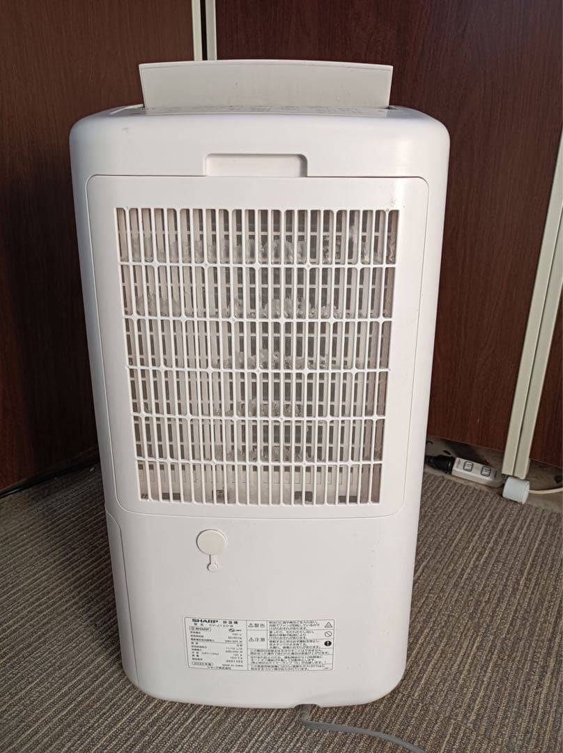 [八6587] シャープ 2020年製 除湿機 CV-J120-W