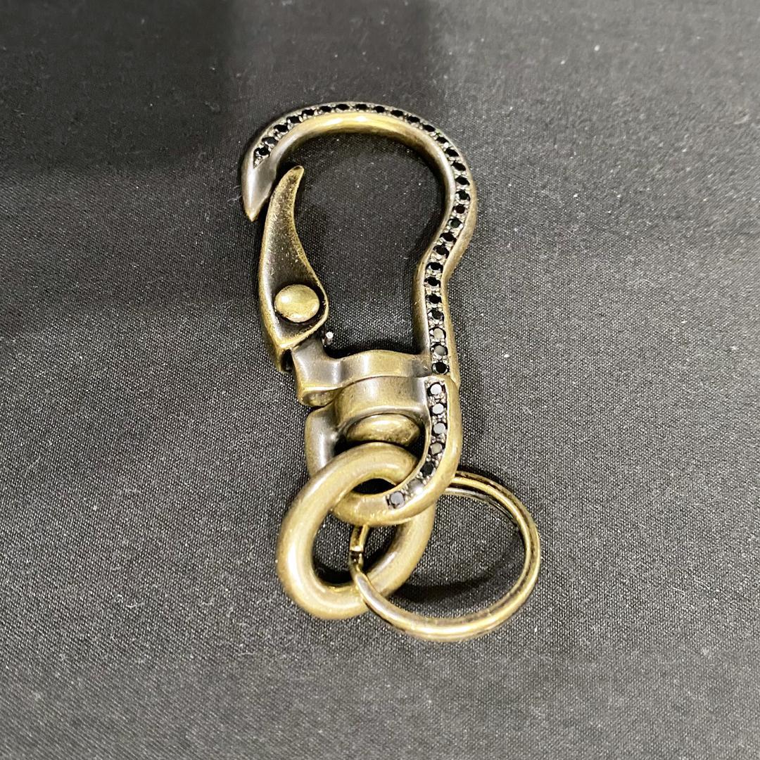 IVXLCD アイブイエックスエルシーディーエム カラビナキーホルダー