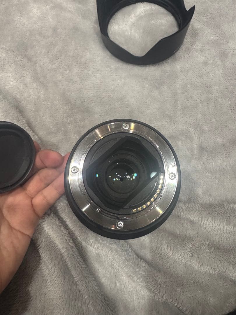 ソニー　FE 24-70mm F2.8 GM2 ズームレンズ