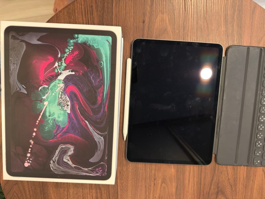 iPad Pro 11インチ 第一世代 本体 + Pencil + Folio
