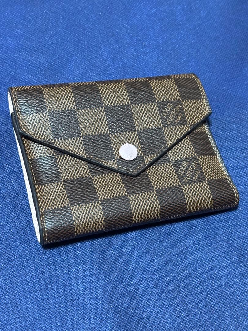 ルイヴィトン ダミエ ポルトフォイユ ヴィクトリーヌ 中古お財布