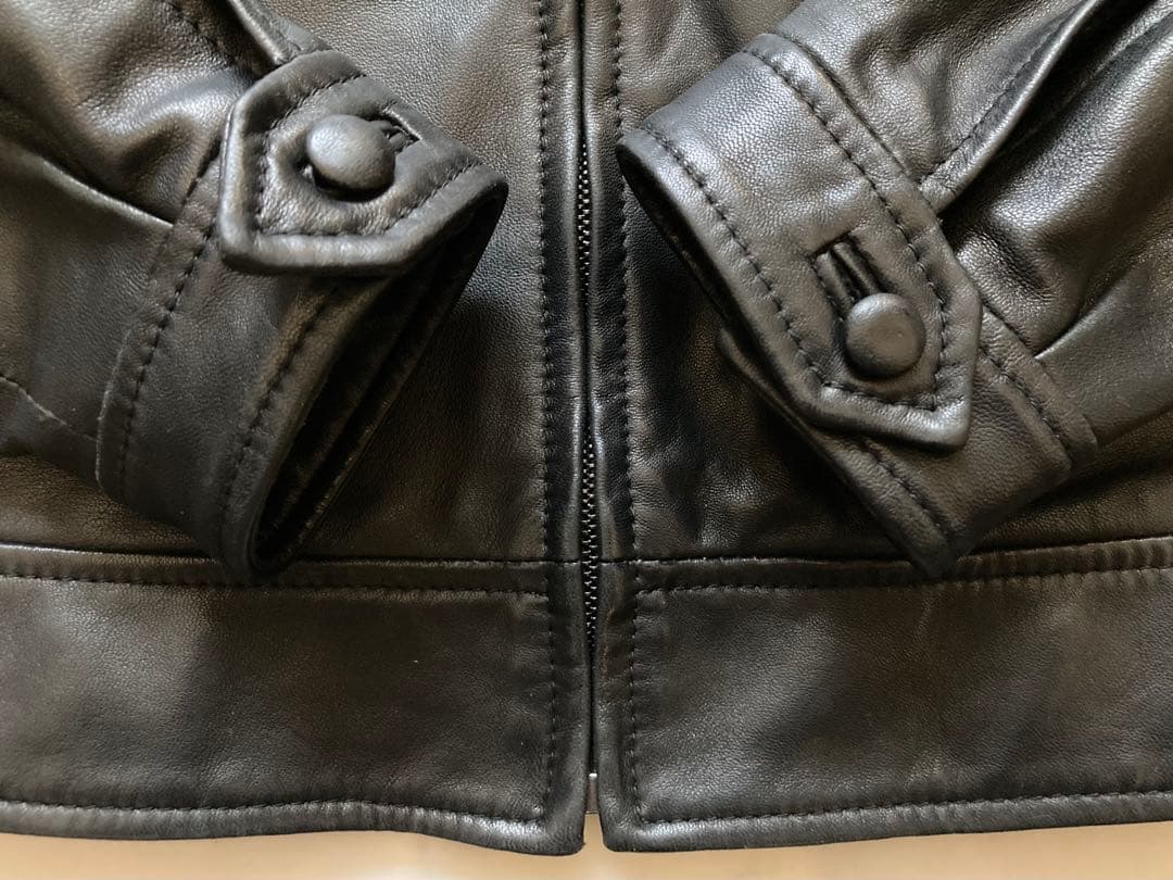 D&Gドルチェ＆ガッバーナ 黒レザーライダース プラダ好き