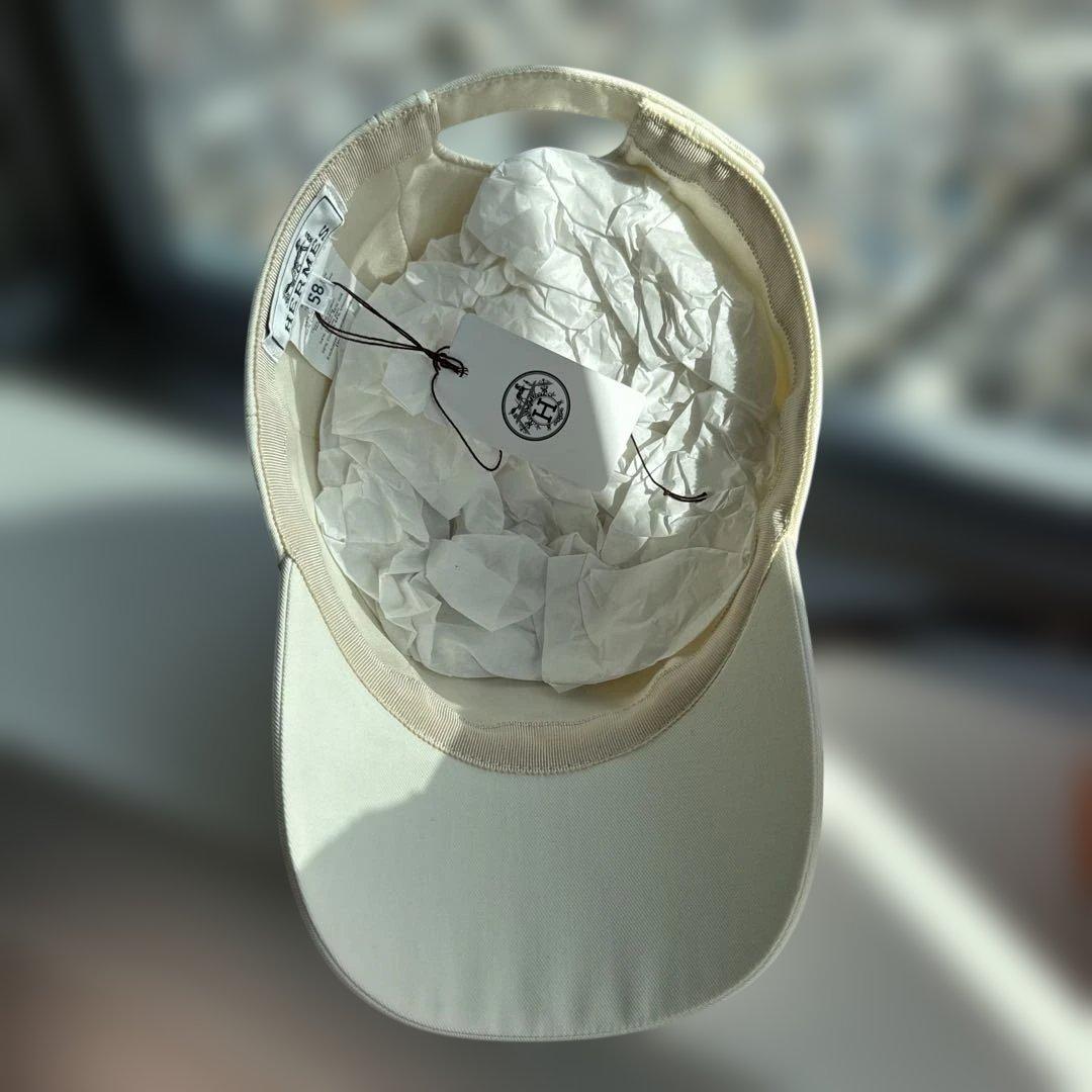 エルメス　キャップ58 白　新品　タグ付き