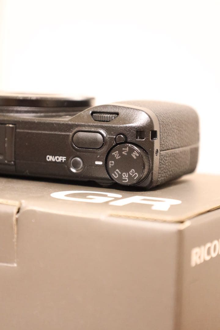 RICOH GR III 中古美品
