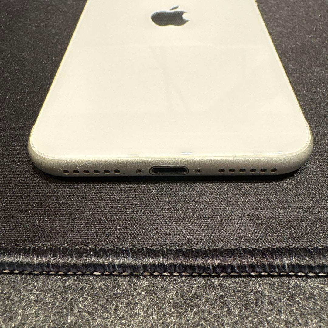 iPhone se2 128GB ホワイト