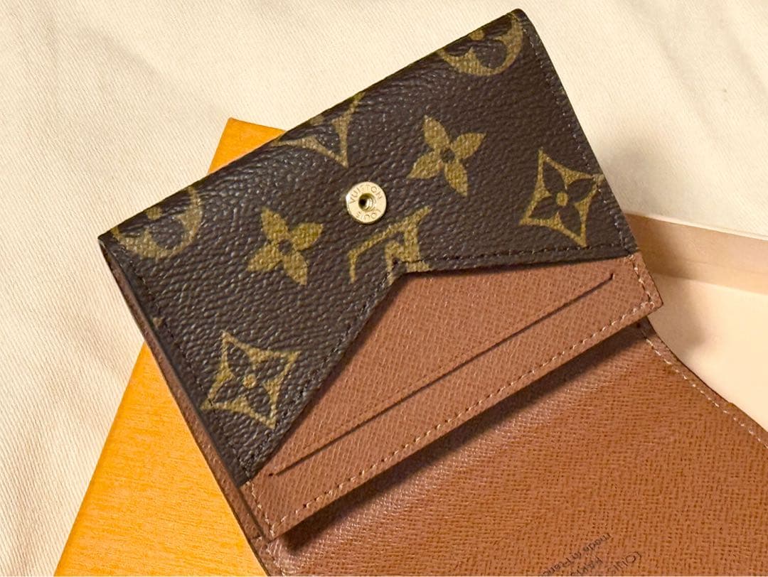 ■使用1度のみ■2024年購入 ルイヴィトン モノグラム カードケース 名刺入れ