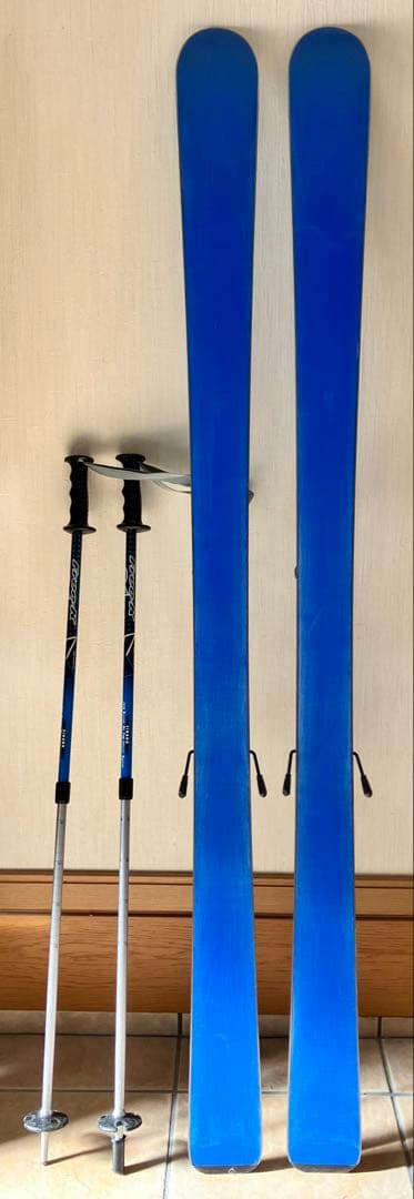 ジュニアスキー板140cm、伸縮ストック、スキーケースセット