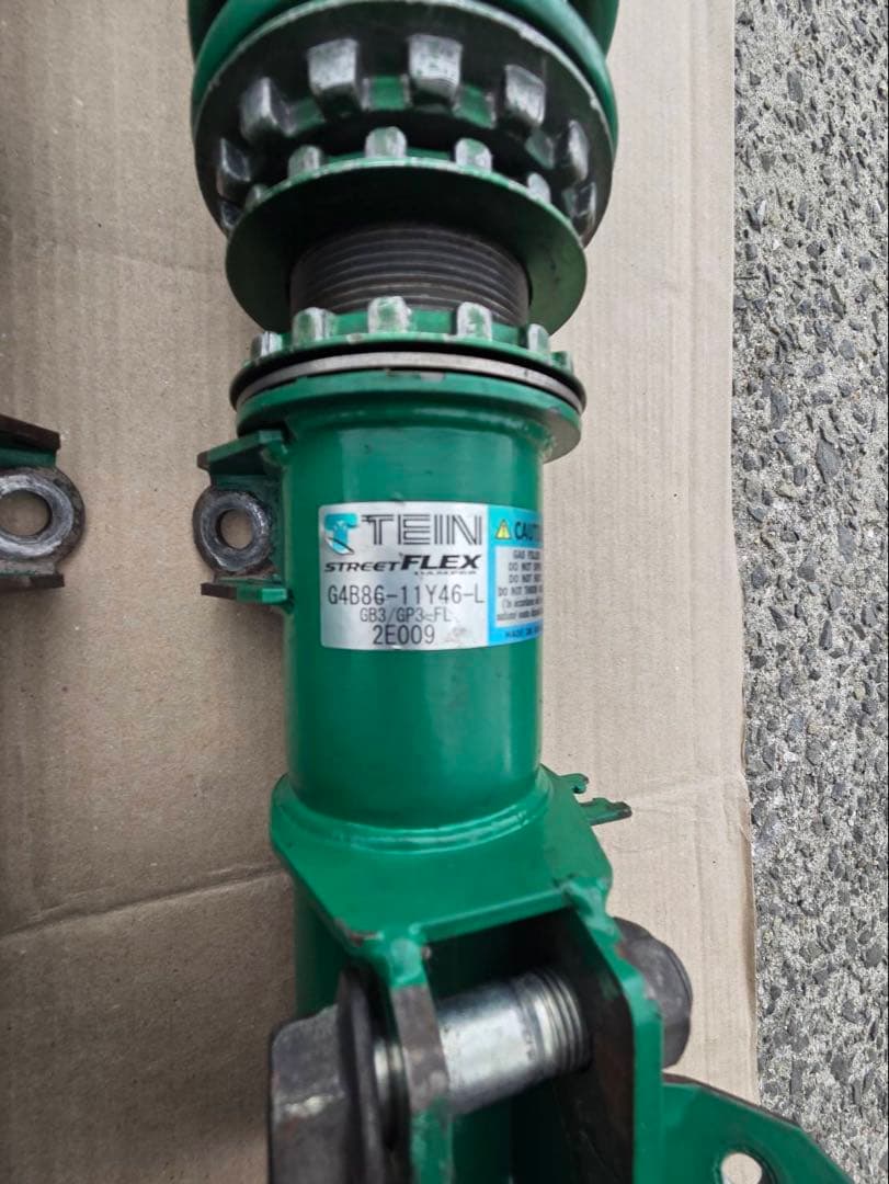 HONDA フリード　GB3 TEIN サスペンションキット　車高調