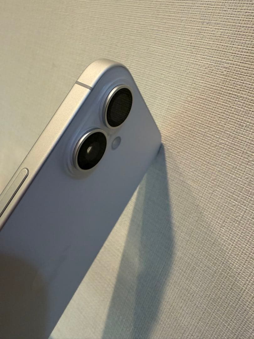 Apple iPhone 16 plus ホワイト 本体 充電ケーブル付き