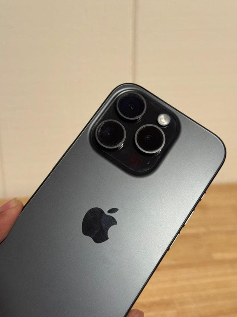 【新品同様】iPhone 15 Pro｜256gb｜SIMフリー