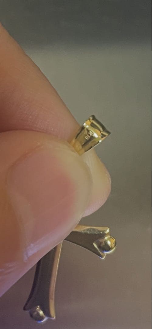 K18 十字架ペンダント 約1g 中空 18金