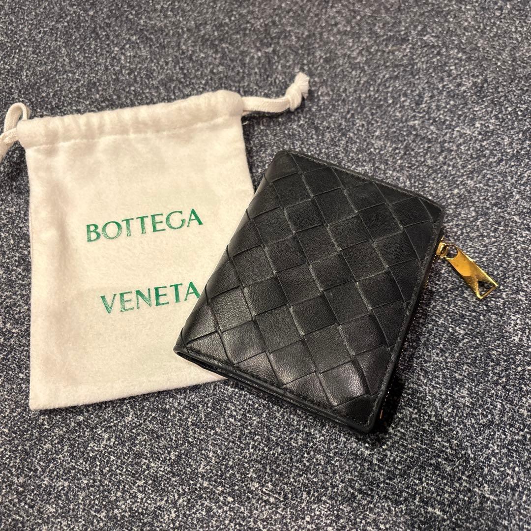 BOTTEGA VENETA ブラック 二つ折り財布