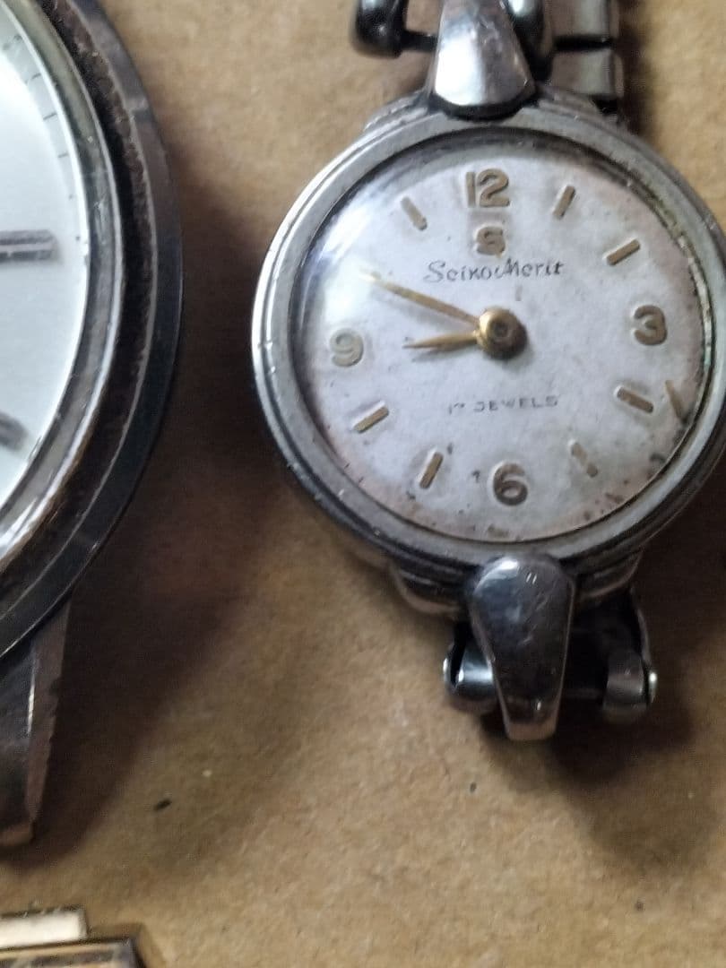 手巻き時計９個