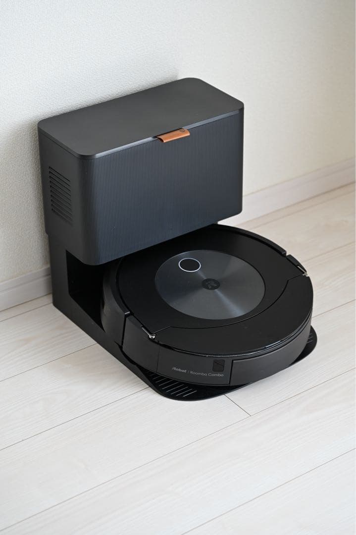 ルンバ コンボ j7+ 掃除機&床拭きロボット　アイロボット