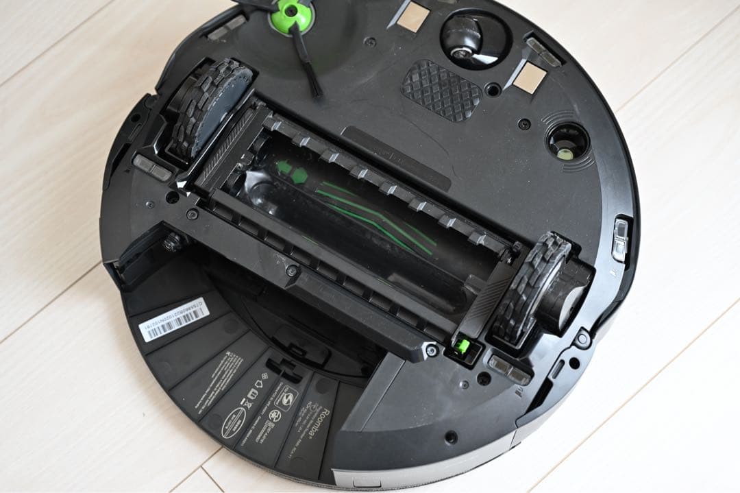 ルンバ コンボ j7+ 掃除機&床拭きロボット　アイロボット