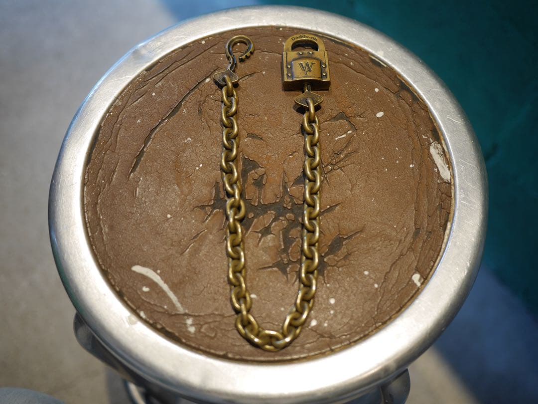 WEIRDOウィアード パドロックウォレットチェーン　真鍮ブラス